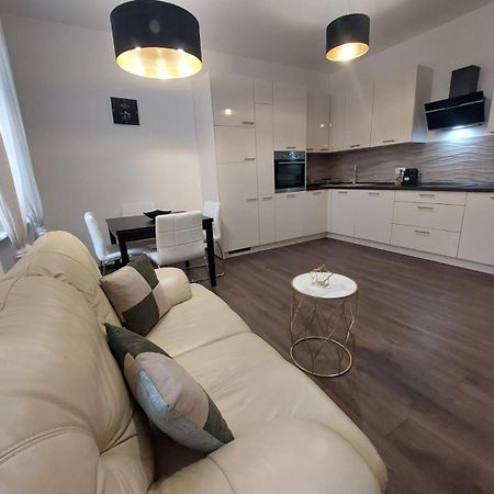 Apartman Lana Рийека Екстериор снимка