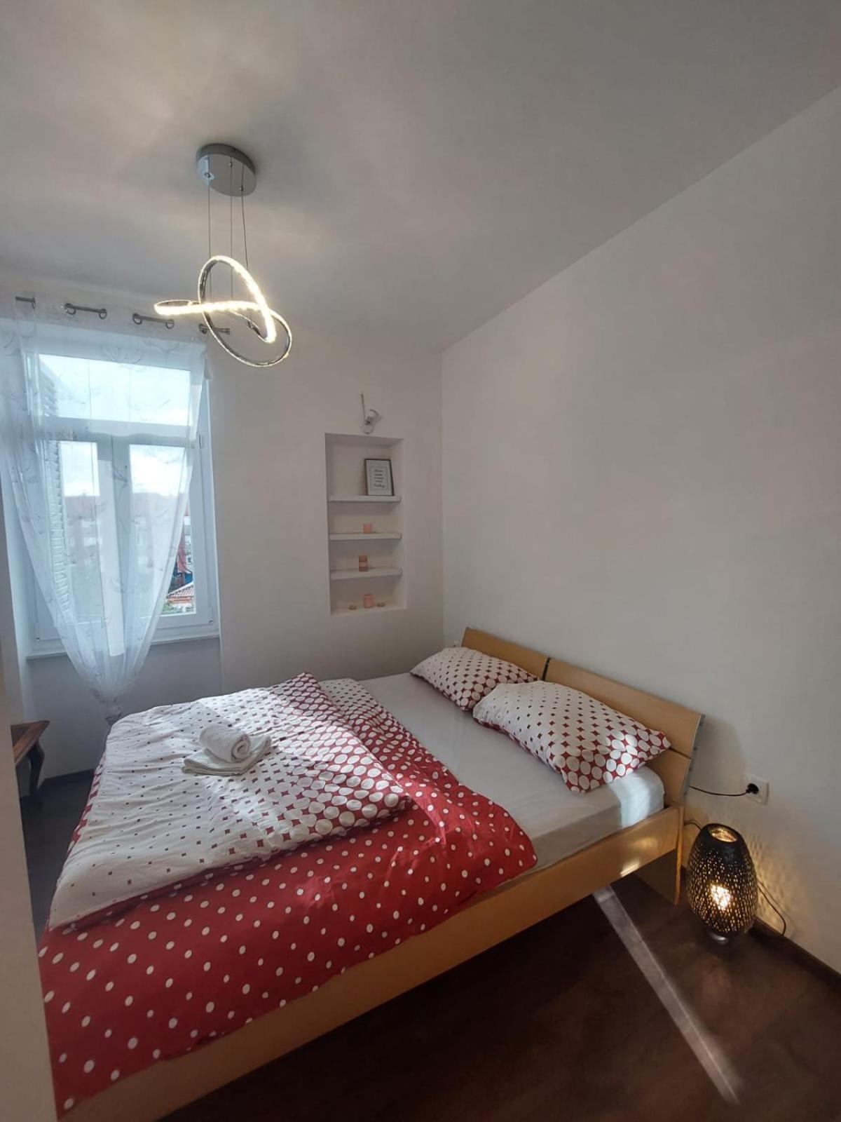 Apartman Lana Рийека Екстериор снимка